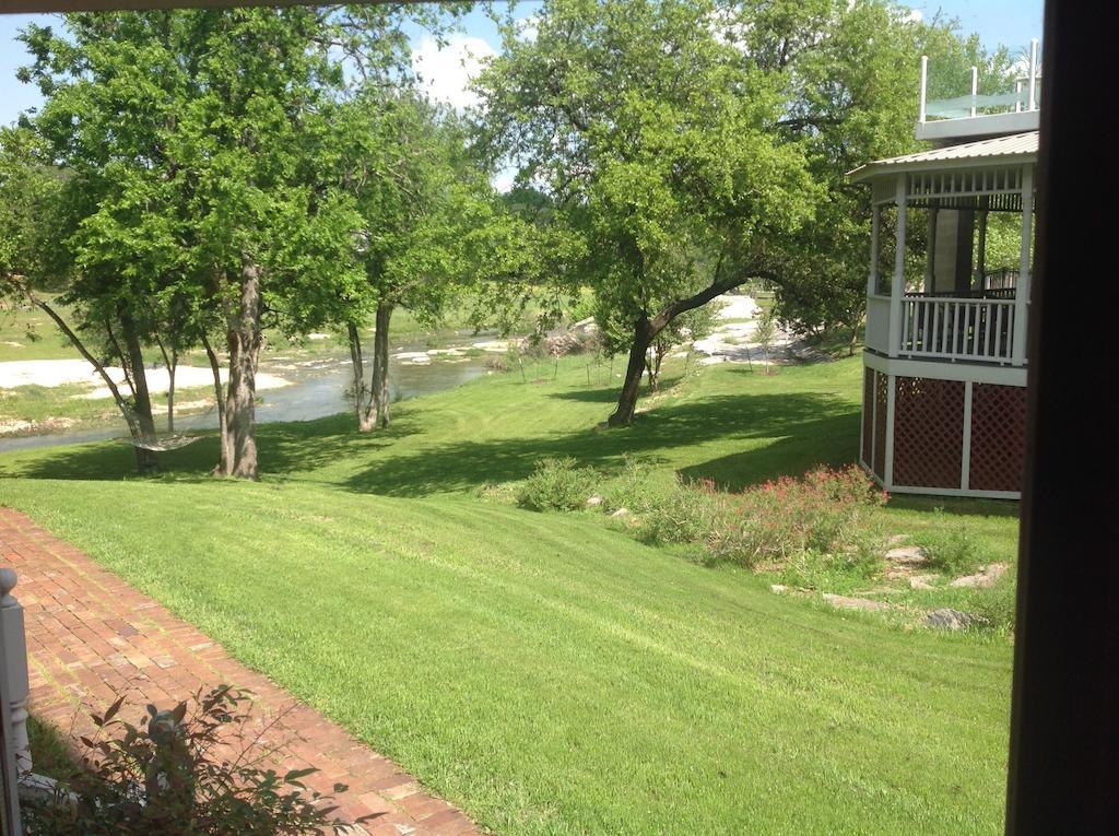 Inn On The Creek Salado Екстериор снимка
